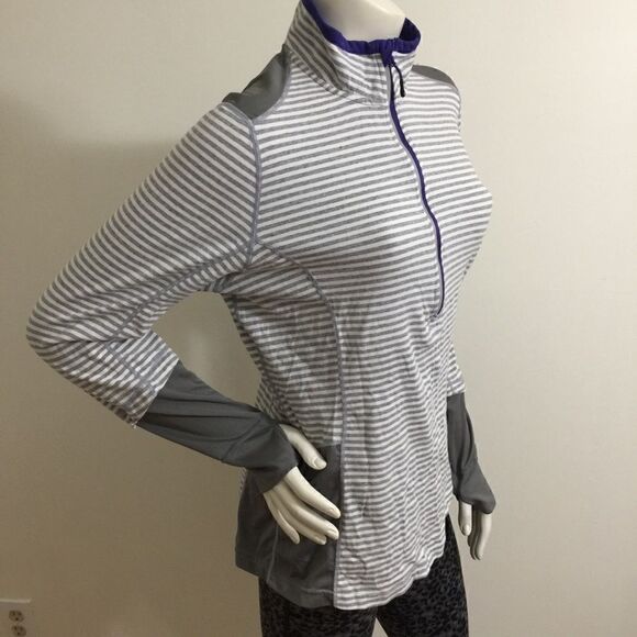 MPG Pull Over active Top! Thumb holes! Soft cozy - Picture 7 of 8